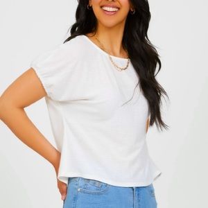 Suzy Shier Short Sleeve Pleated Mélange Knit Tee